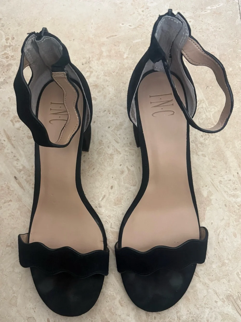 INC International Concepts Black Scalloped-Strap Open-Toe Sandals